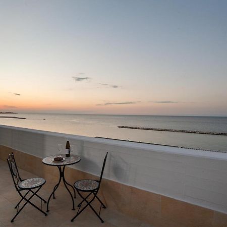 Tramonto Sul Mare Bari Apartment Near The Airport 外观 照片